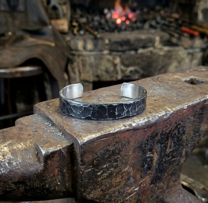 Hand Forged Iron Cuff Bracelet - 6th & 11th Anniversary Gift | DABforge - DABforge