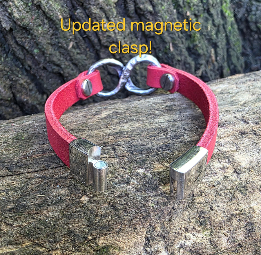  Blacksmith iron infinity 6th anniversary, bracelet jewelry, hand forged gift for him her