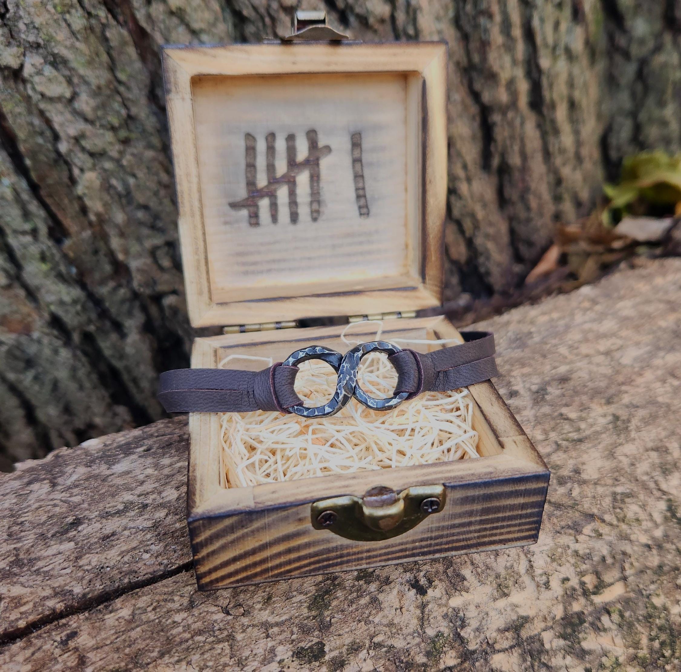 Iron Infinity Bracelet - 6th Anniversary Gift for Him/Her - Personalized Blacksmith Made